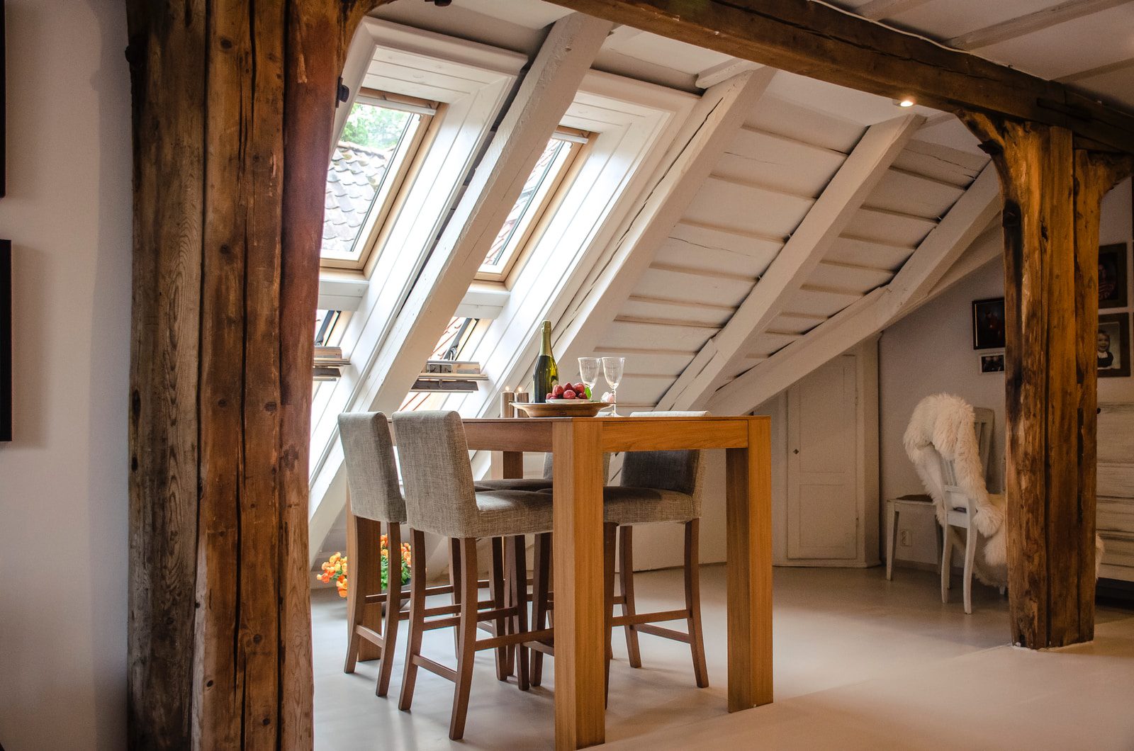 How To Adorn Your Home Without Taxing Wallet And Running Into Excesses 2 attic home renovation